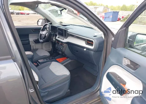 2023 Ford Maverick Xlt z USA, uszkodzony, nr VIN 3FTTW8E31PRA34097